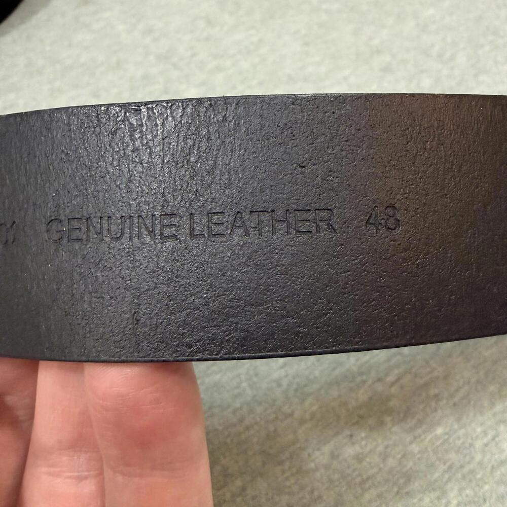 Carhartt Black Leather Belt Style 2201 size 48 Heavy Duty Work Jeans 1.5” Wide - Picture 6 of 6